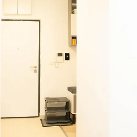 Modern And Cozy 1bdr - Free Parking *